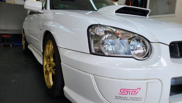 スバル　インプレッサ　ヘッドライトクリーニング＆コーティング