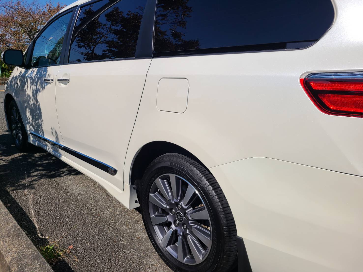 USトヨタ シエナ 1年コーティング!! – ギャラリー | ビューティー工房おかだ