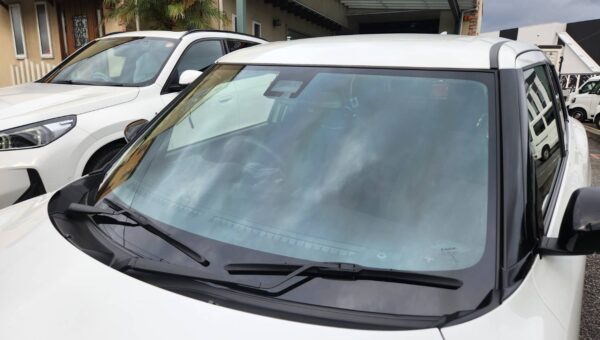 SUZUKI SWIFT 透明遮熱フィルム施工！！