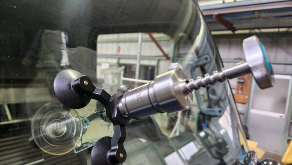 FUSO CANTER ウィンドウリペア！！