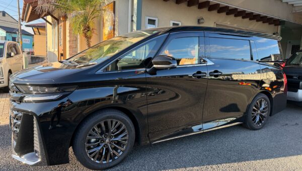 TOYOTA VELLFIRE 断熱スモークフィルム施工！！
