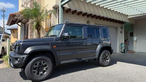SUZUKI JIMNY NOMADE 断熱スモークフィルム施工！！