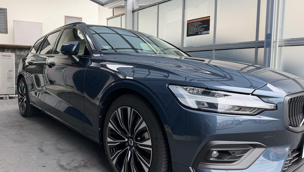 VOLVO V60 ペイントプロテクションフィルム施工!! VOLVO V60 ペイントプロテクションフィルム施工!!